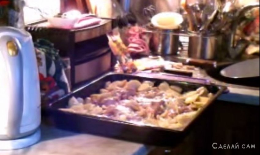 Просто курица в духовке под майонезом - «Рецепты Советы»
