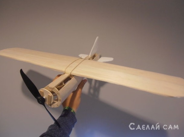 Модель самолета на резиновом приводе своими руками - «Моделист»