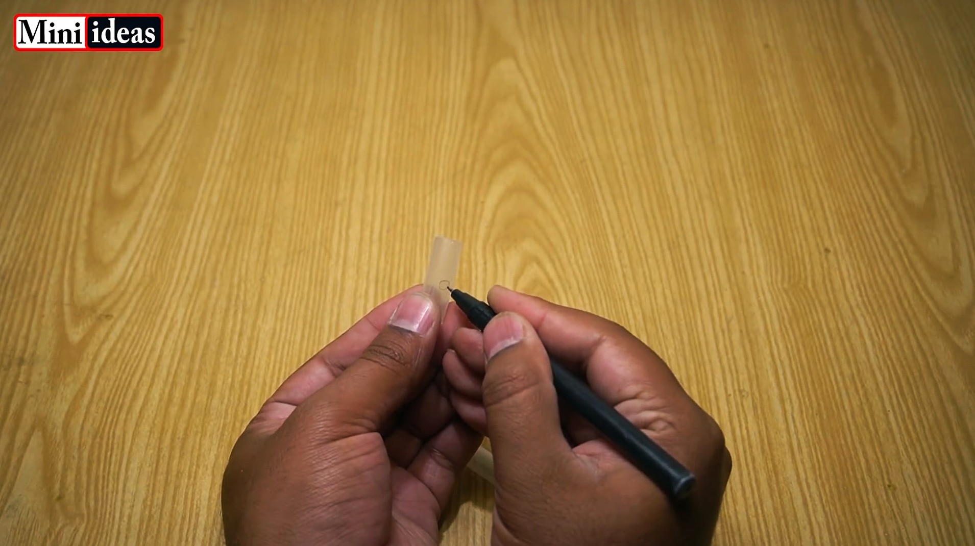 Как сделать микро аккумуляторную дрель своими руками