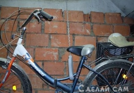 Крепление велосипеда в гараже - «Стройка и ремонт»