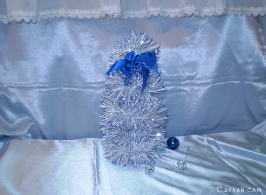 Бюджетная новогодняя елочка (Синий иней) - «Сувениры и подарки»