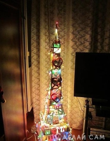 Новогодняя Эйфелева башня - «Сделай сам из дерева»