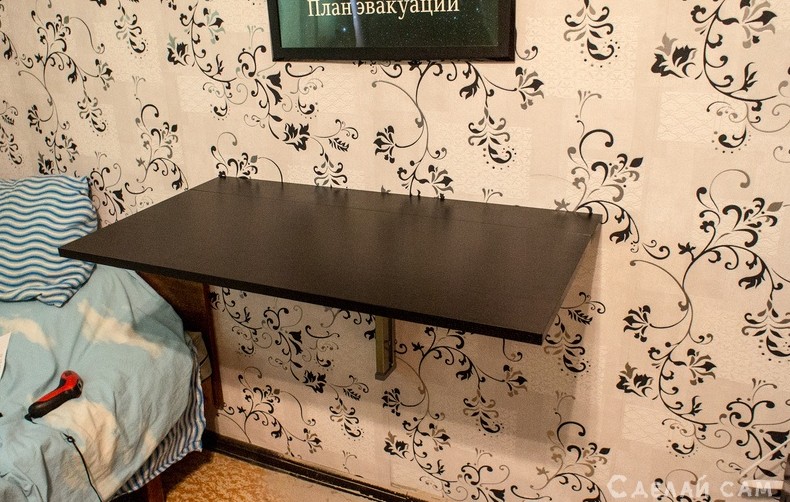 Откидной столик - место для ноутбука в спальне - «Мебель сделай сам»