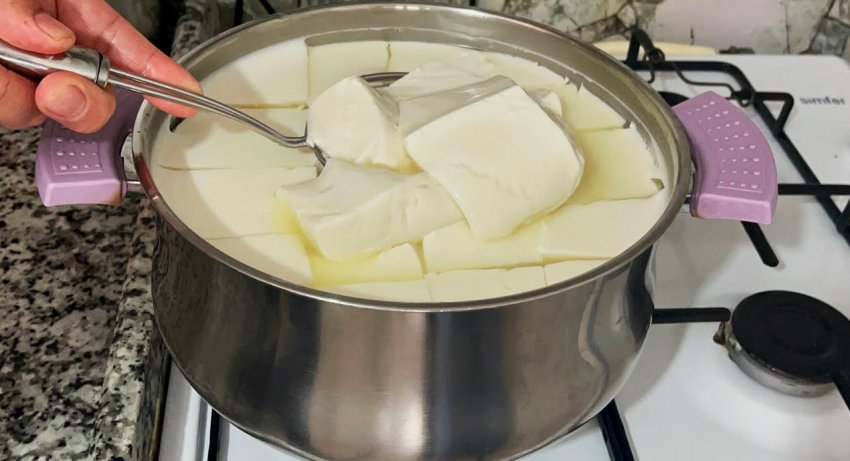 Рецепт нежного рассольного сыра из минимального количества ингредиентов - «Сделай сам»