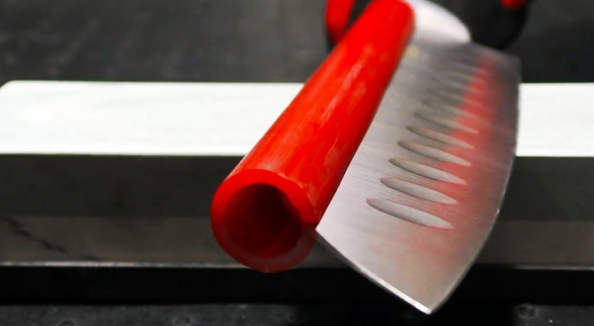 Наипростейшая заточка ножа до бритвы без навыков и супер-точилок - «Сделай сам»