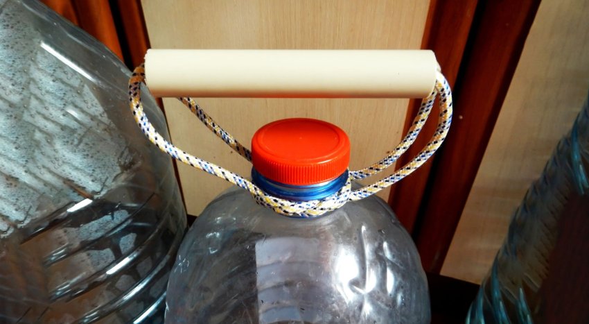 Как сделать надежную ручку для ПЭТ бутылки - «Сделай сам»