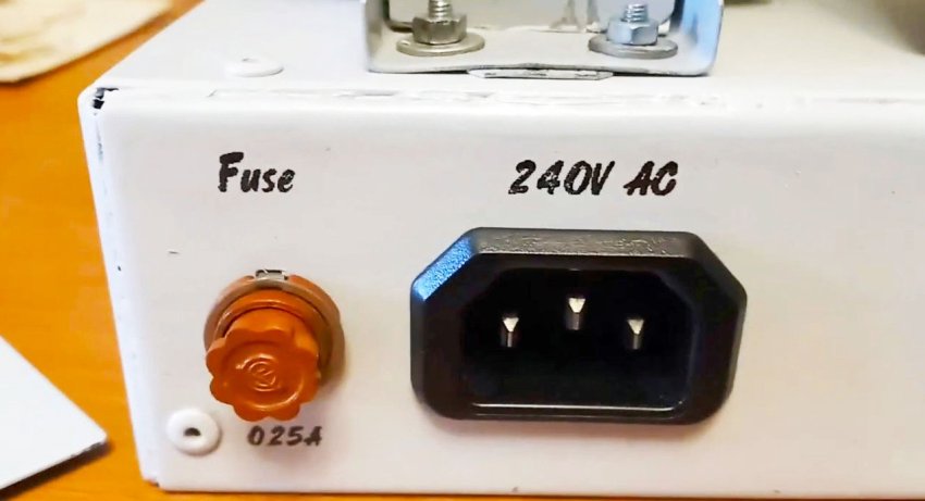 Как перенести красивые надписи на панель усилителя - «Сделай сам»